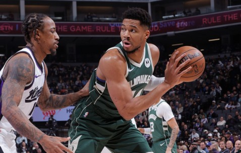 PG电子-字母哥回归赛场，出色防守首场状态亮眼，切尔西观众沸腾！的简单介绍