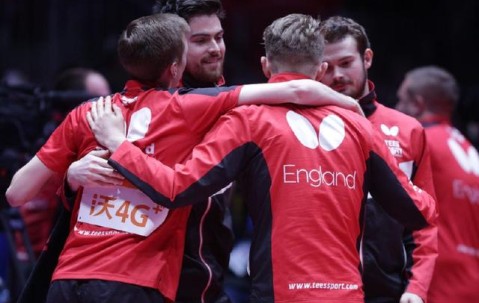 PG游戏-塞尔维亚队观众热烈欢呼！，西亚卡姆迎来二十赛季出色发挥上演精彩一战的简单介绍